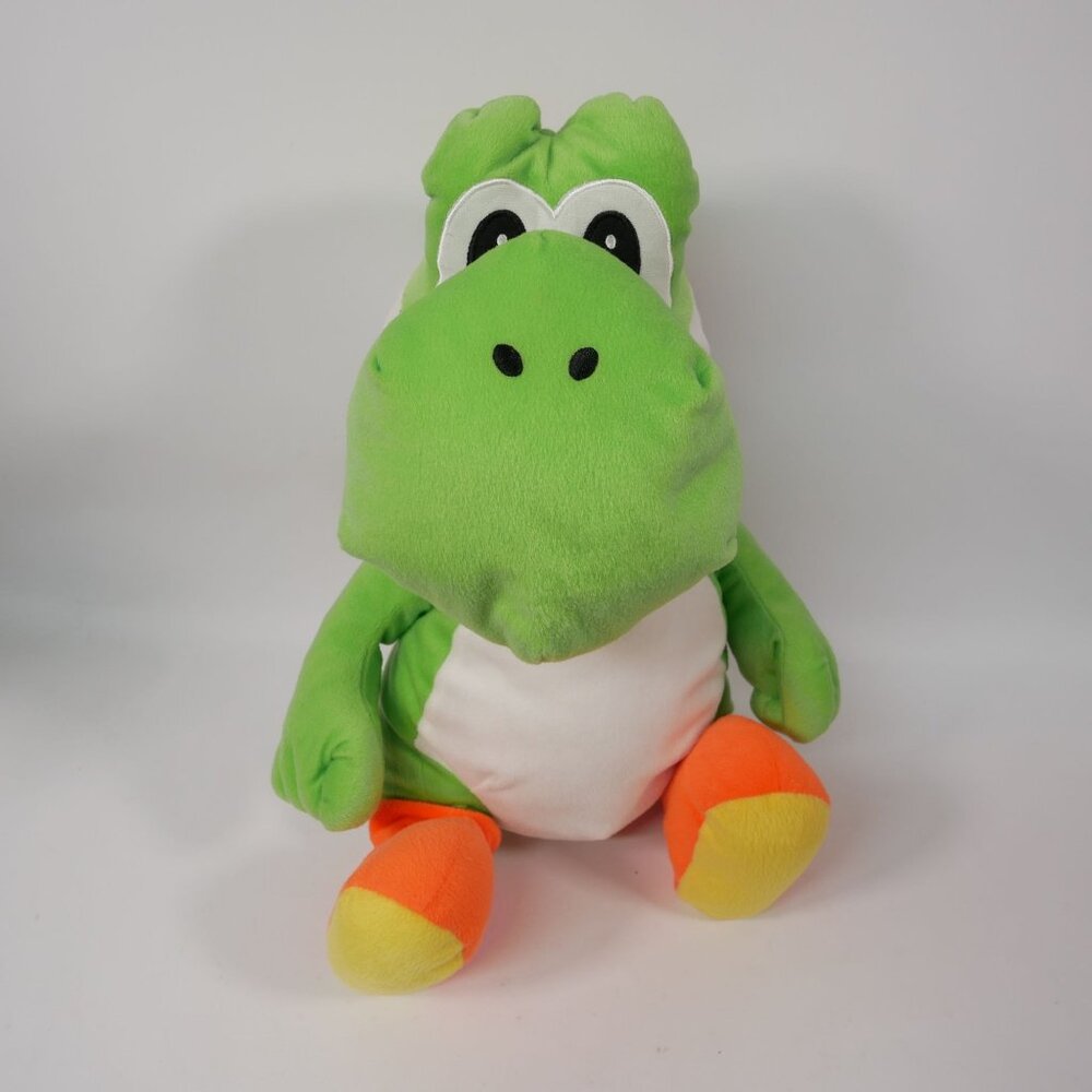 Super Mario Yoshi Green 14" Jumbo Plush Toy Nintendo Stuffed Animal - Picture 1 of 5